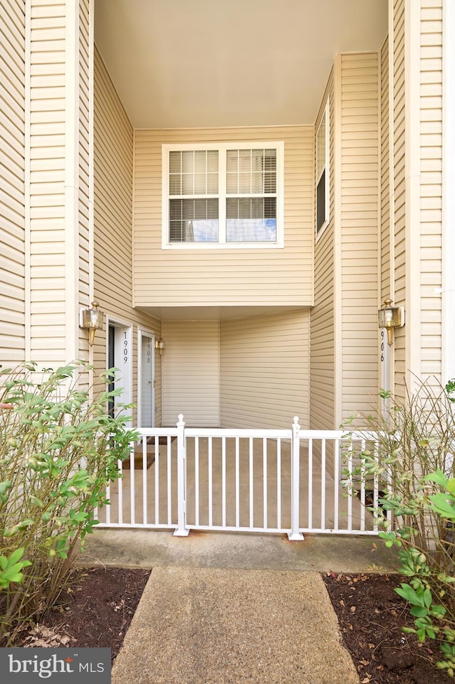 7701 Haynes Point Way unit 1909, Alexandria, VA 22315 - photo 3