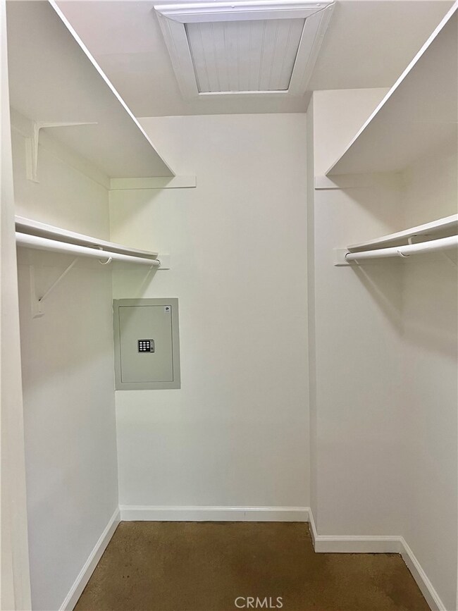 28723 Conejo View Dr, Agoura Hills, CA 91301 - photo 6