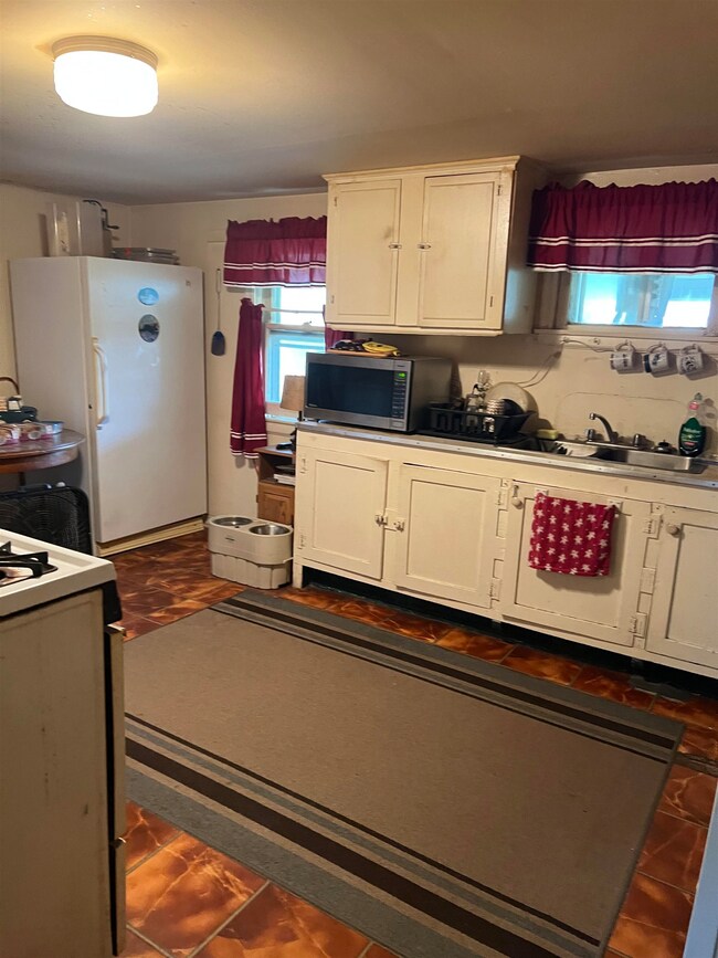 1414 Salsbury Ave, Cody, WY 82414 - photo 5