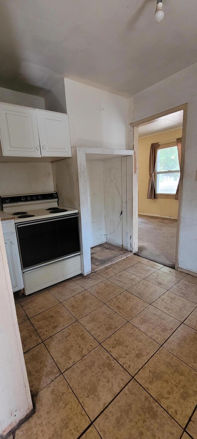 4030 Bisbee St, Klamath Falls, OR 97603 - photo 5