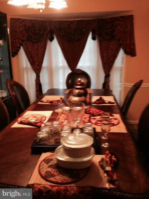 14918 Saddle Creek Dr, Burtonsville, MD 20866 - photo 2