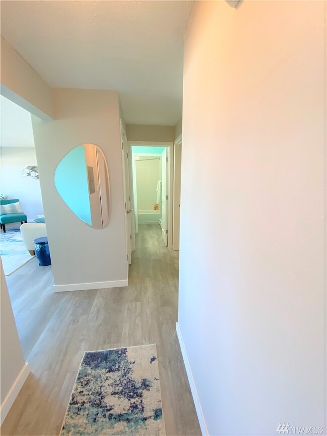 520 Maple St unit 103, Edmonds, WA 98020 - photo 3