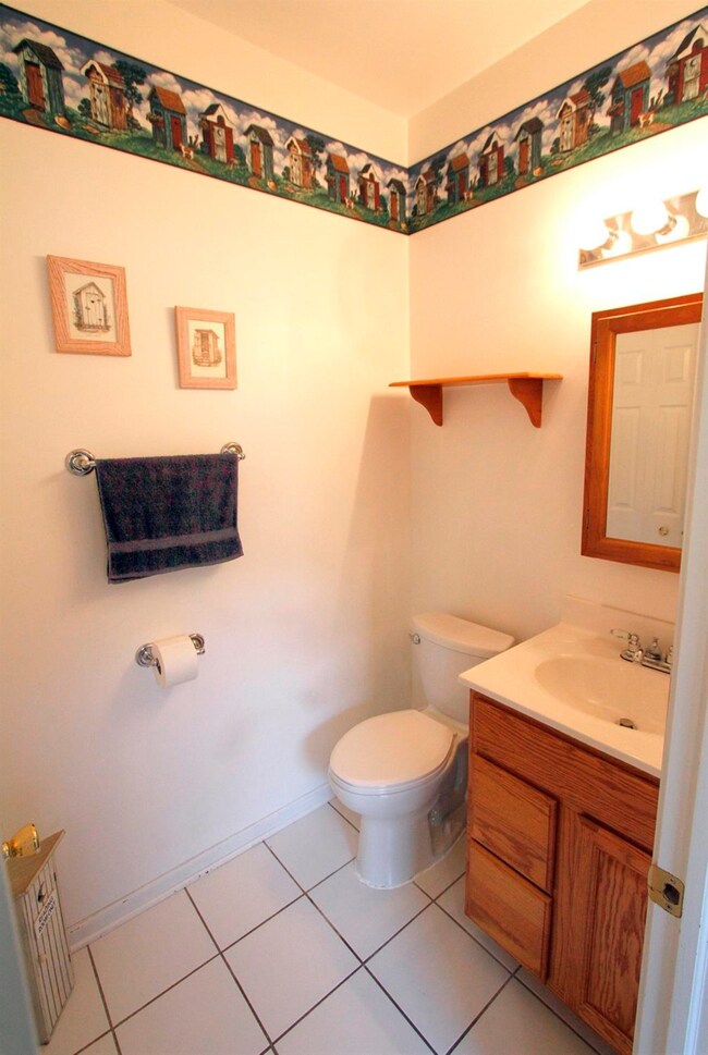 8815 Park Place Dr, Highland, IN 46322 - photo 7