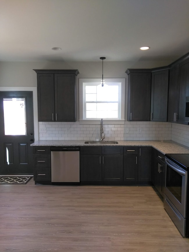 398 Parkside Cir, Lebanon, TN 37087 - photo 4