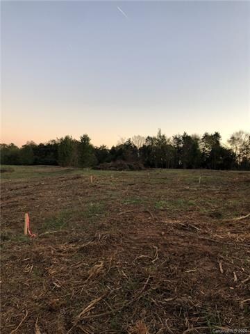 639 Longview Rd, Statesville, NC 28625 - photo 3