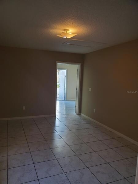 924 Caribbean Dr unit B, Davenport, FL 33897 - photo 4