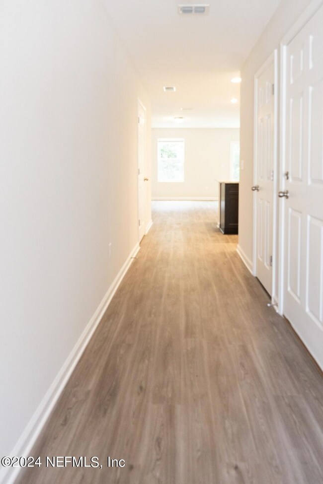 8208 Halls Hammock Ct, Jacksonville, FL 32244 - photo 3