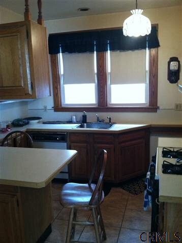 845 Jay St, Albany, NY 12203 - photo 5