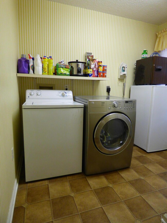 4318 Buck Point Rd, Jacksonville, FL 32210 - photo 7