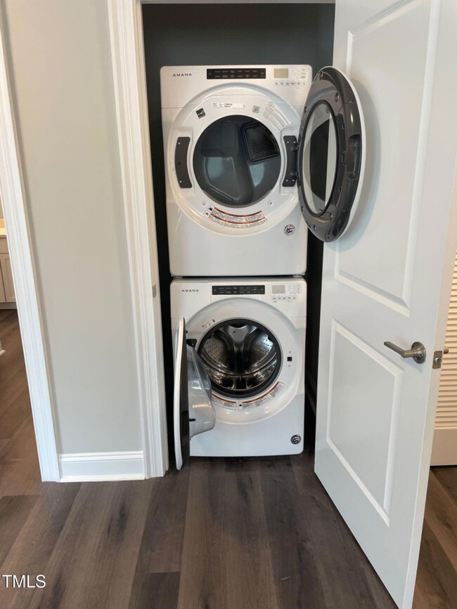 414-209 W 5