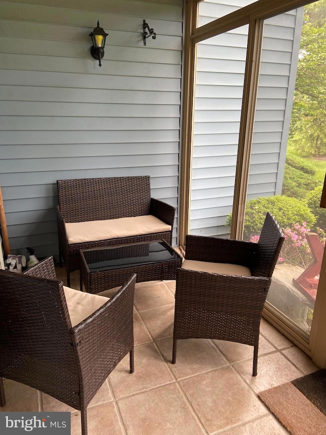 8C Benjamin Franklin Dr, Monroe Township, NJ 08831 - photo 2