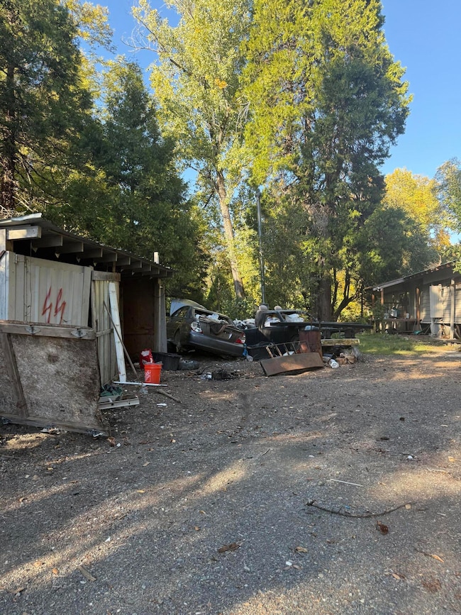 17904 Redwood Hwy, Selma, OR 97538 - photo 2