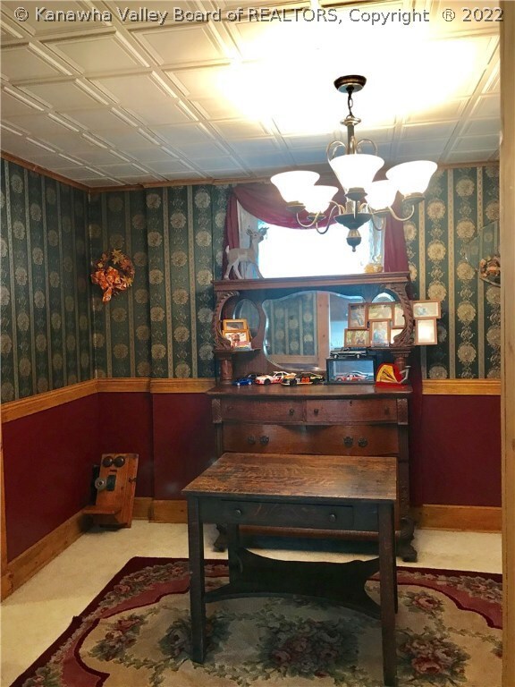 1006 W Virginia Ave, Dunbar, WV 25064 - photo 5