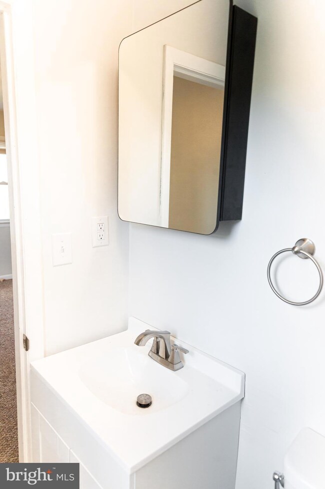 15609 Senedo Rd, Edinburg, VA 22824 - photo 7