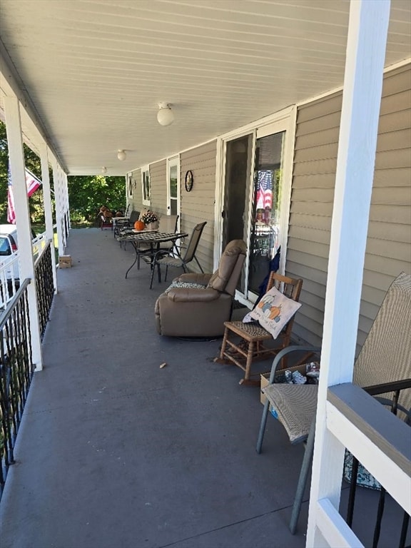 39 S Main St, Millbury, MA 01527 - photo 3