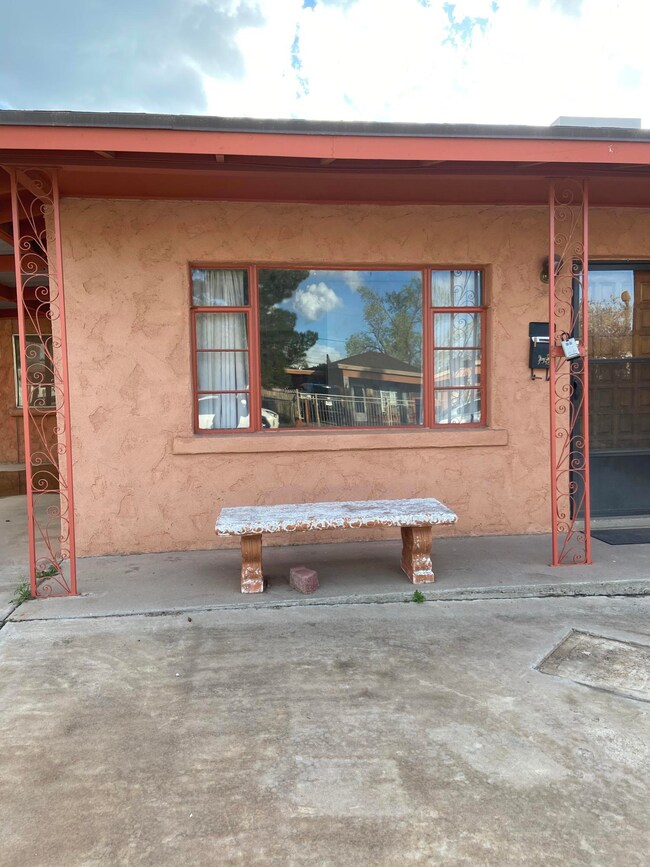 7876 Lilac Way, El Paso, TX 79915 - photo 5