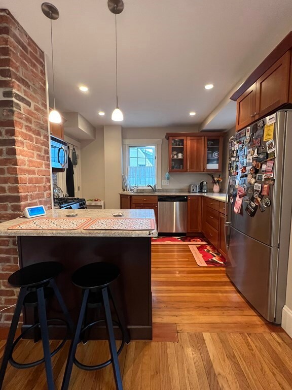 44 Sutherland Rd, Arlington, MA 02476 - photo 4