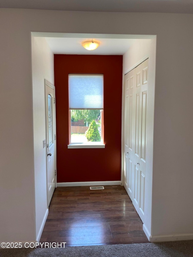 4309 Garfield St, Anchorage, AK 99503 - photo 4