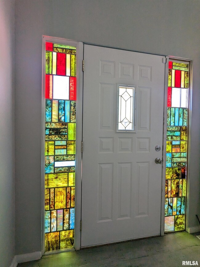 7038 N Teakwood Ct, Peoria, IL 61614 - photo 5