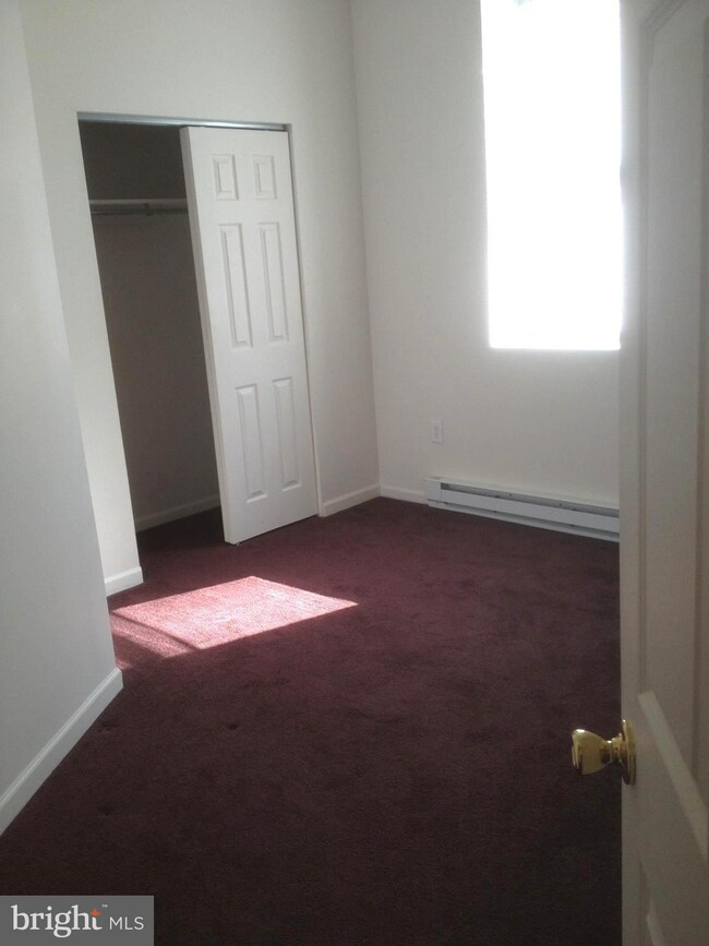 354 Delsea Dr N unit 1E, Glassboro, NJ 08028 - photo 3