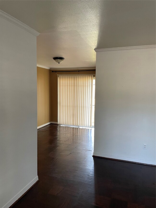 7638 Boggess Rd, Houston, TX 77016 - photo 6