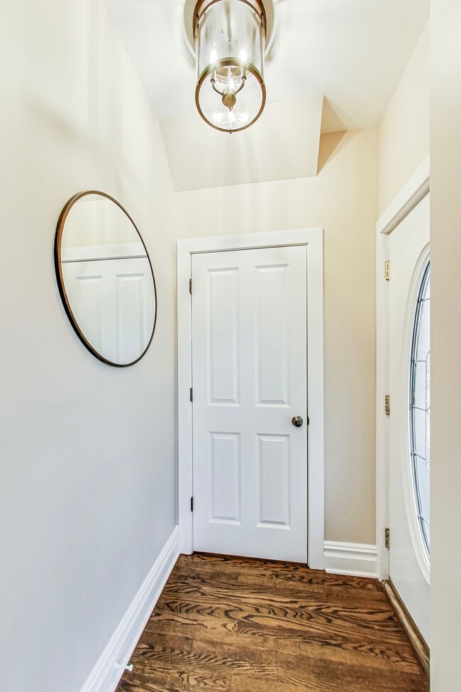 4818 N Seeley Ave, Chicago, IL 60625 - photo 4