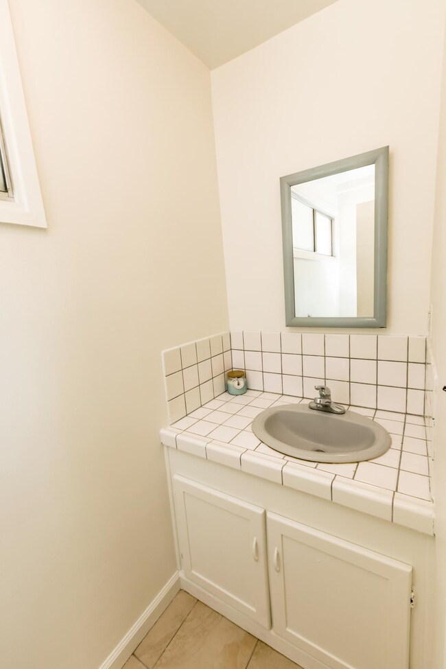 007_Bathroom 2