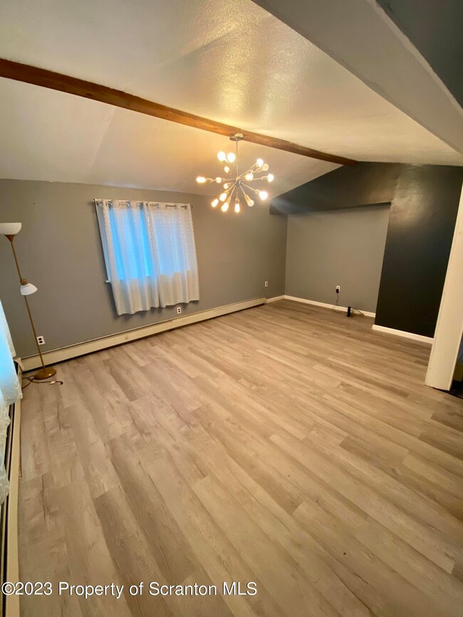 1107 Snyder Ave, Scranton, PA 18504 - photo 3