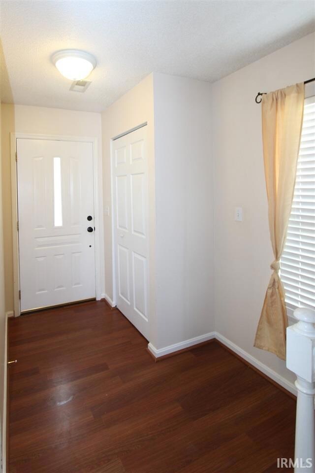 10272 Bourbon St, Newburgh, IN 47630 - photo 2