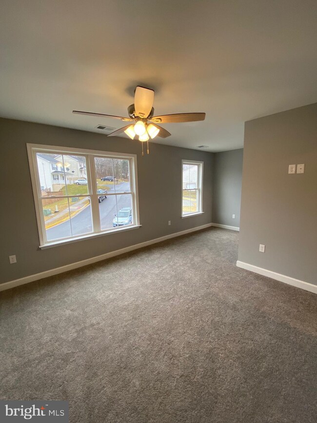 491 Stonewall St, Strasburg, VA 22657 - photo 7