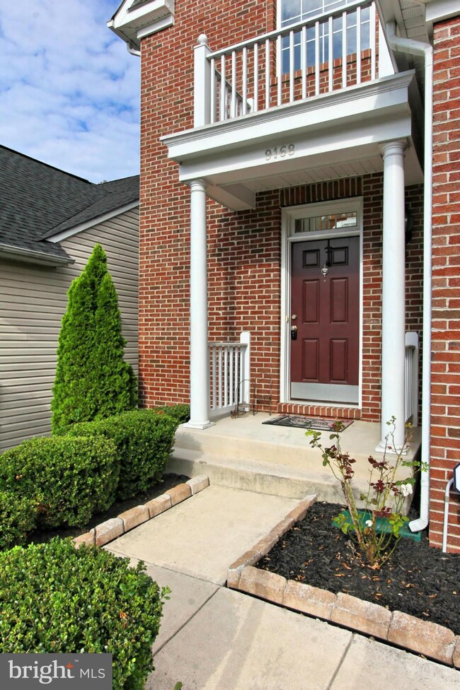 9168 Finnegan St, Lorton, VA 22079 - photo 2