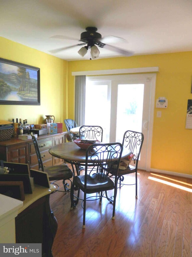 8243 Vermont Place, Manassas, VA 20111 - photo 4