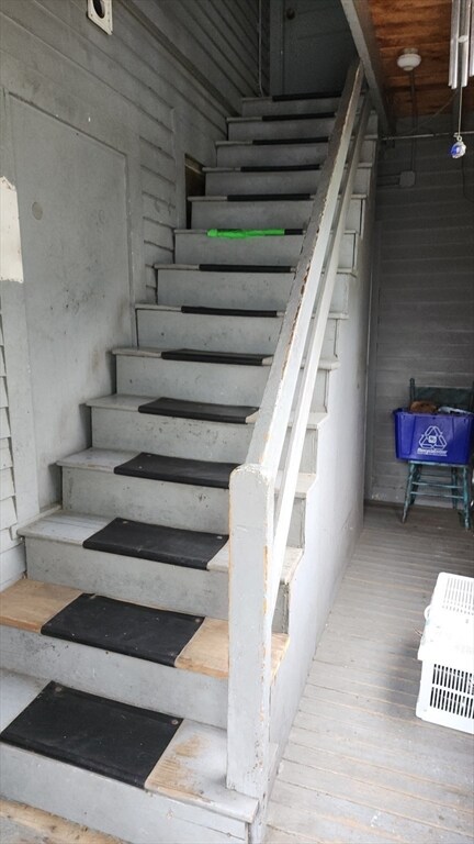 81 Ward St, Worcester, MA 01610 - photo 6