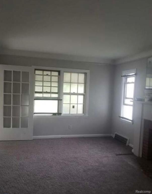 20502 Riopelle St, Highland Park, MI 48203 - photo 7