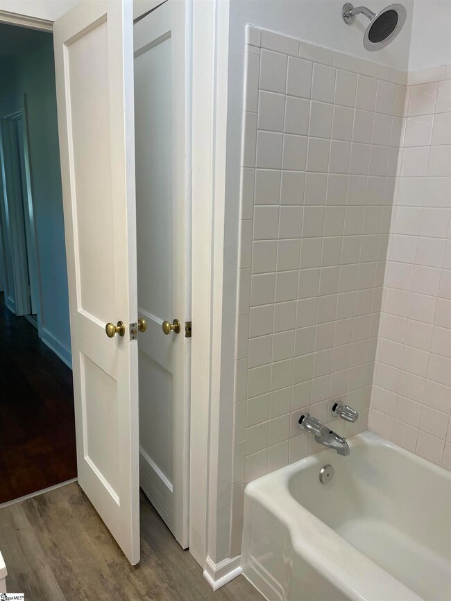 131 Branch St, Inman, SC 29349 - photo 4