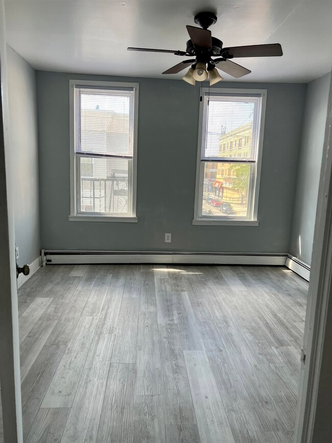 74 Cambridge Ave unit 3, Jersey City, NJ 07307 - photo 7