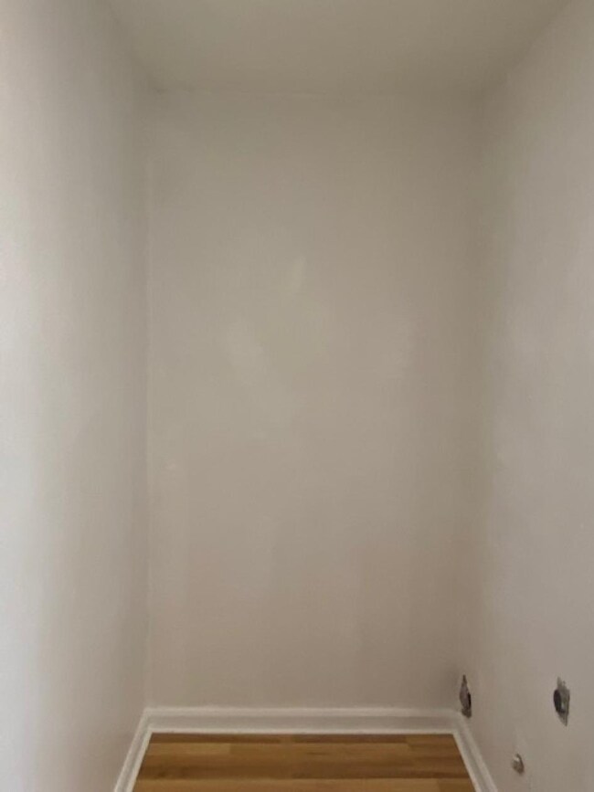 921 Arizona Ave, Wake Village, TX 75501 - photo 6