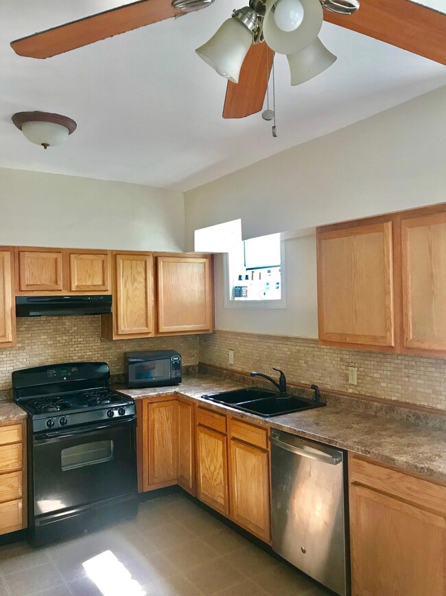 2209 Summit4