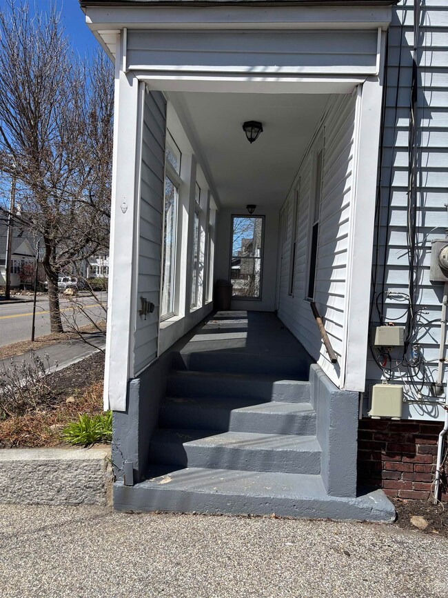 133 S State St, Concord, NH 03301 - photo 5