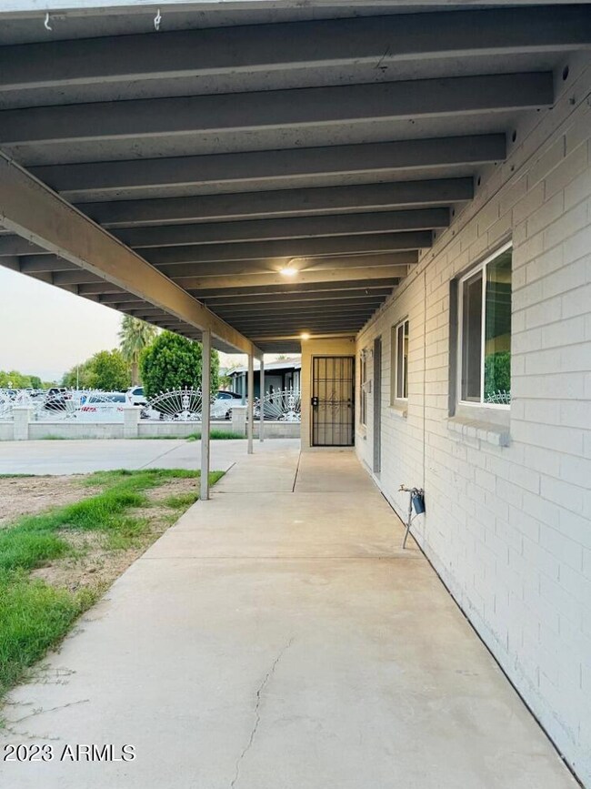 4544 N 48th Dr, Phoenix, AZ 85031 - photo 4