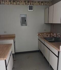 B 1304 Cond Torres de Cervantes unit 1, San Juan, PR 00926 - photo 6