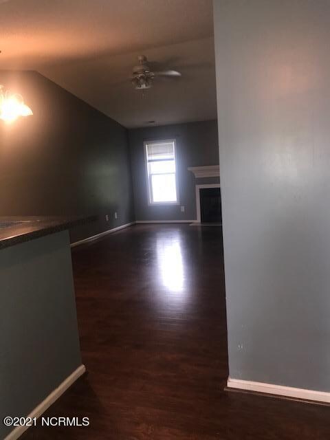 ENTRY TO OPEN LIVING