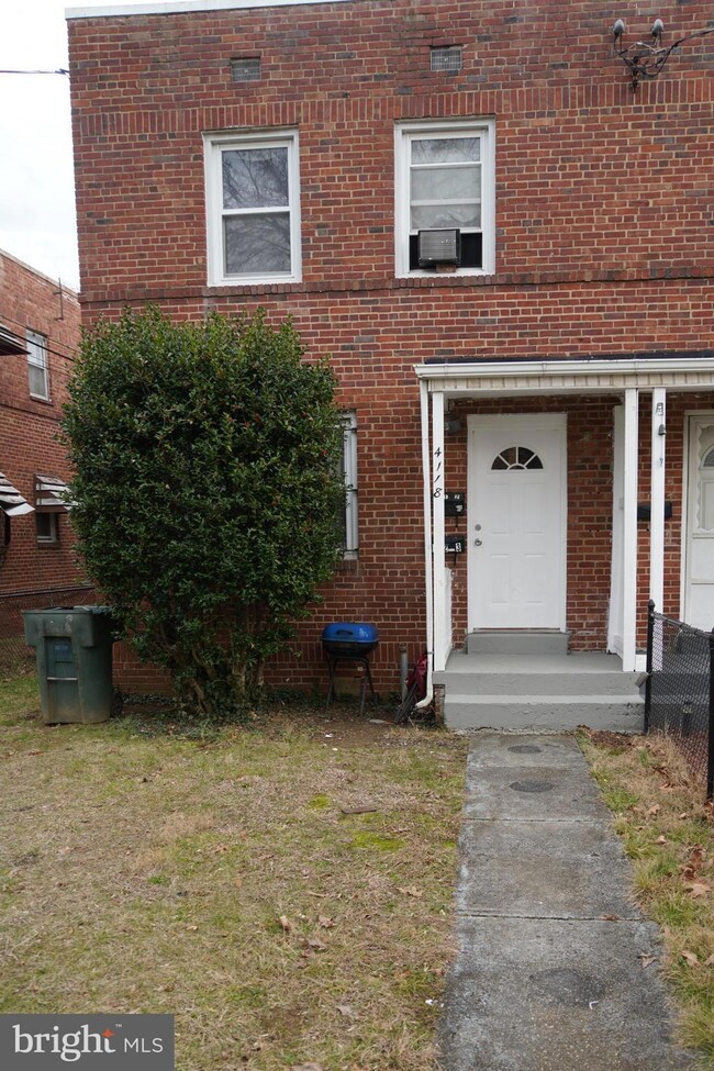 4118 1st St SE, Washington, DC 20032 - photo 3