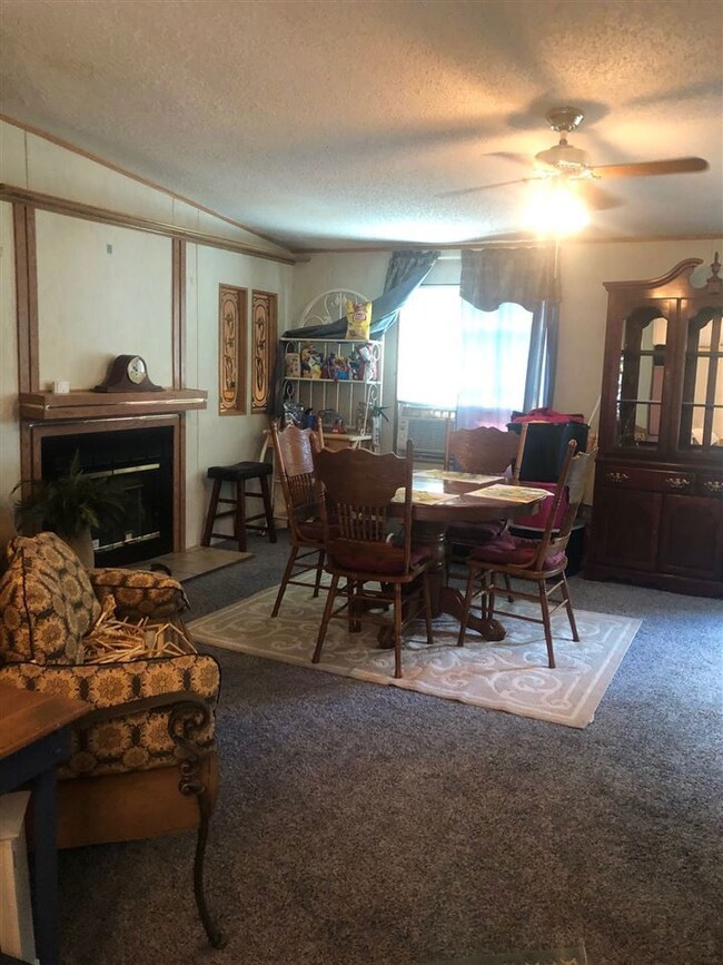 11 Lake Ellen Shores Dr, Crawfordville, FL 32327 - photo 2