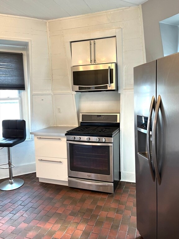 74 Newhall St unit 7, Lynn, MA 01902 - photo 2