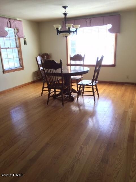 104 Maple Ave, Matamoras, PA 18336 - photo 7