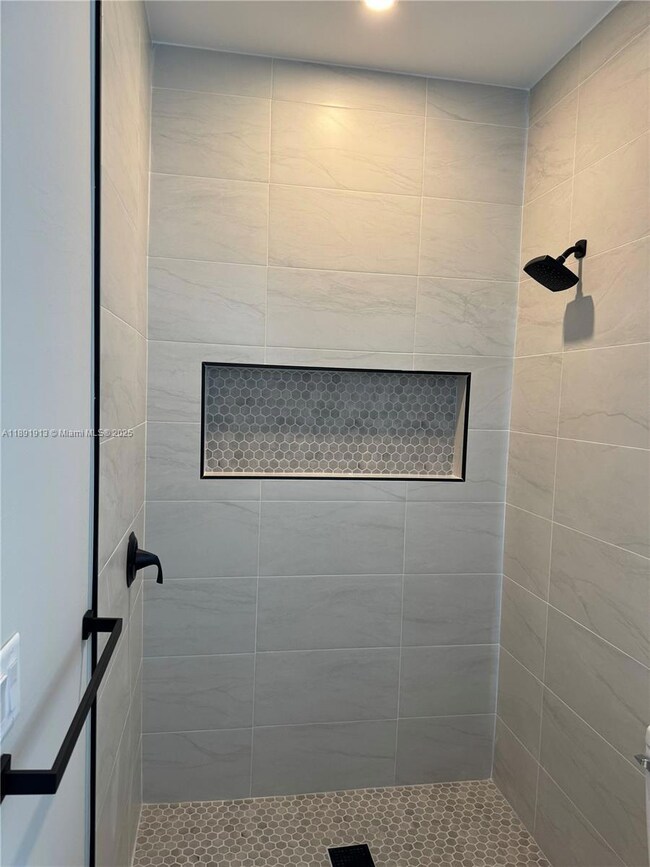 4876 30th St SW unit 4876, Lehigh Acres, FL 33973 - photo 6