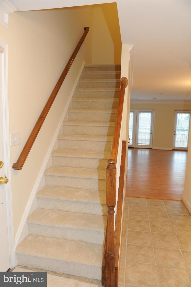 4027 Chesterwood Dr, Silver Spring, MD 20906 - photo 6