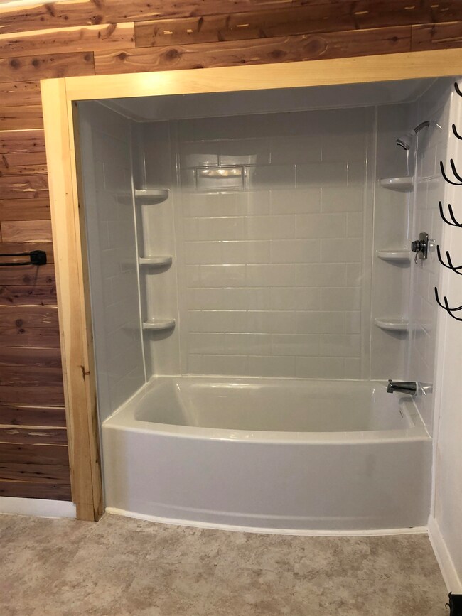 79 Union St unit 1, Littleton, NH 03561 - photo 6