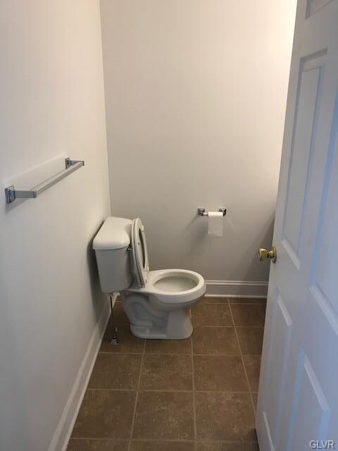 1798 Merlot Dr, Easton, PA 18045 - photo 6